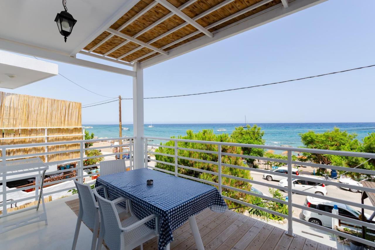 George Suites Stegna 아크앤젤로스 외부 사진