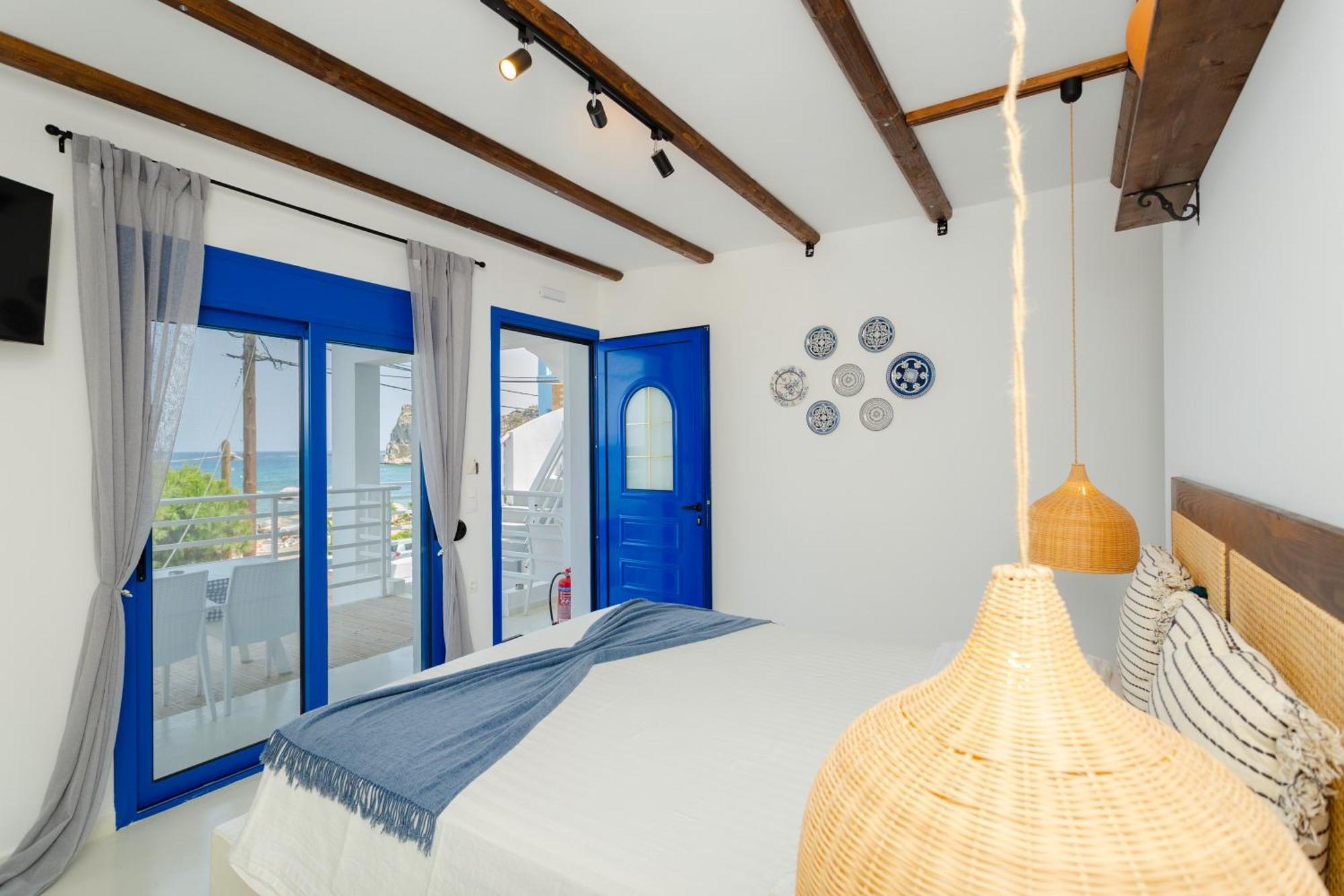 George Suites Stegna 아크앤젤로스 외부 사진