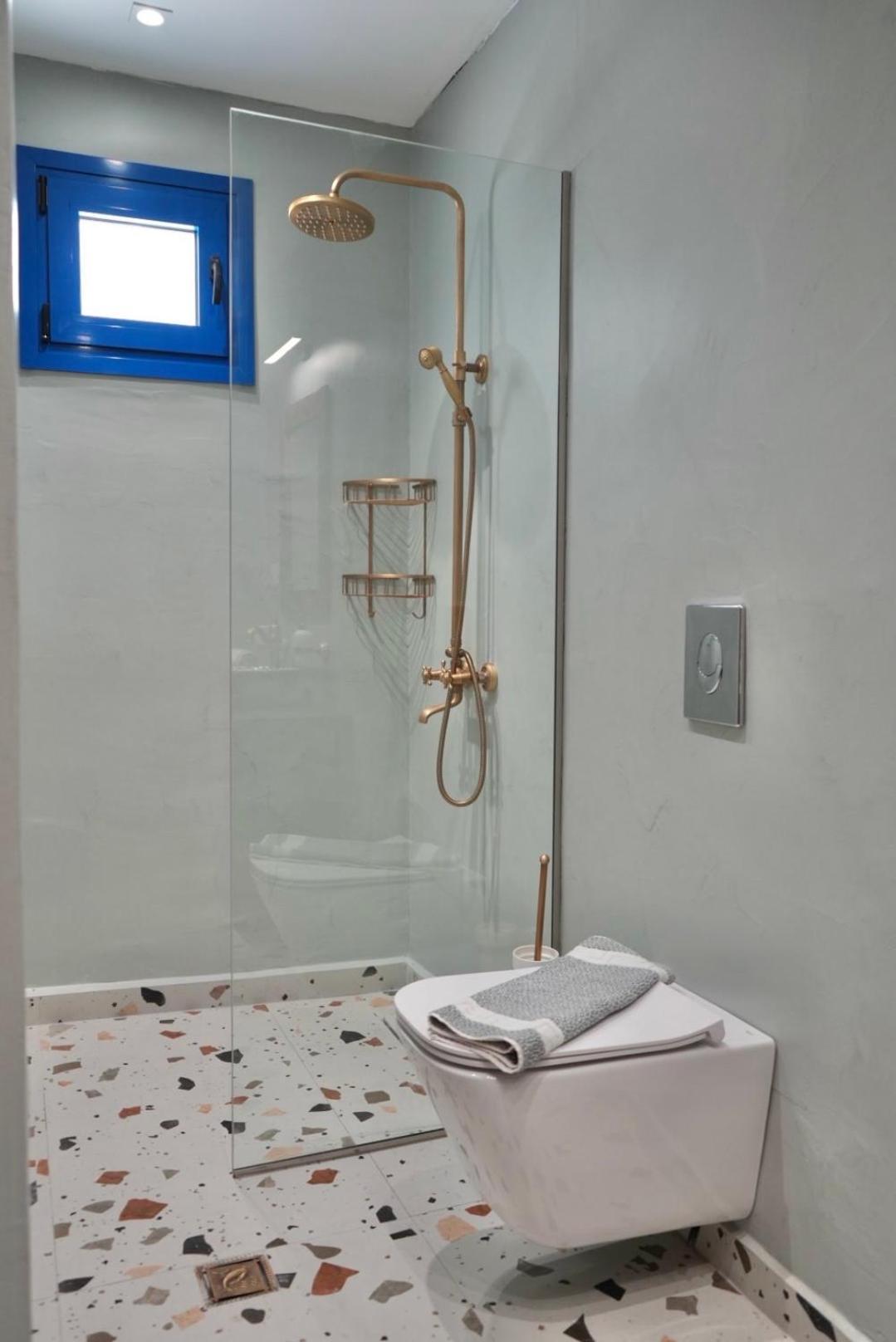 George Suites Stegna 아크앤젤로스 외부 사진