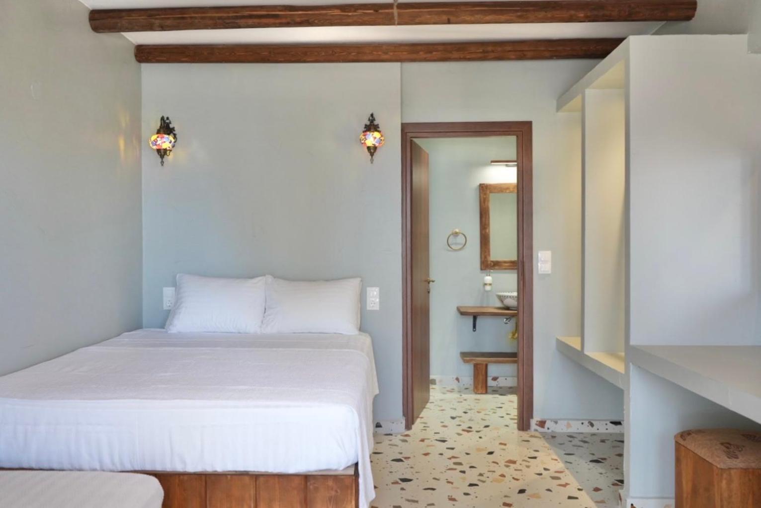 George Suites Stegna 아크앤젤로스 외부 사진